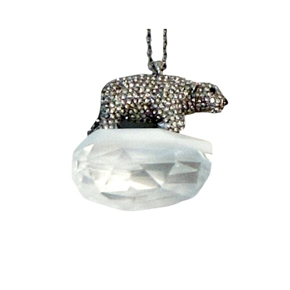 Kate Spade Arctic Friends Polar Bear PaVe’ Crystal Pendant Necklace Silvertone - Picture 3 of 7